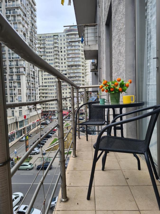 Apartamento Sunpartment Batumi Exterior foto