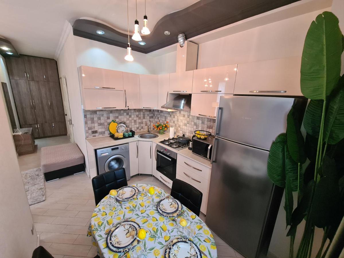 Apartamento Sunpartment Batumi Exterior foto