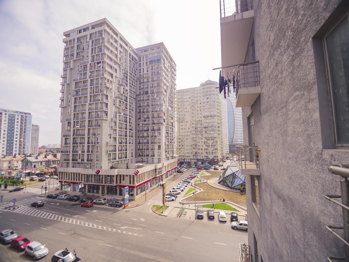 Apartamento Sunpartment Batumi Exterior foto